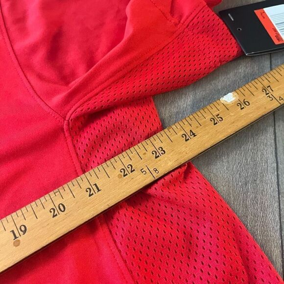 Nike Red Athletic Workout Shirt Men Large Bin J-47‎ NWT - Picture 5 of 6